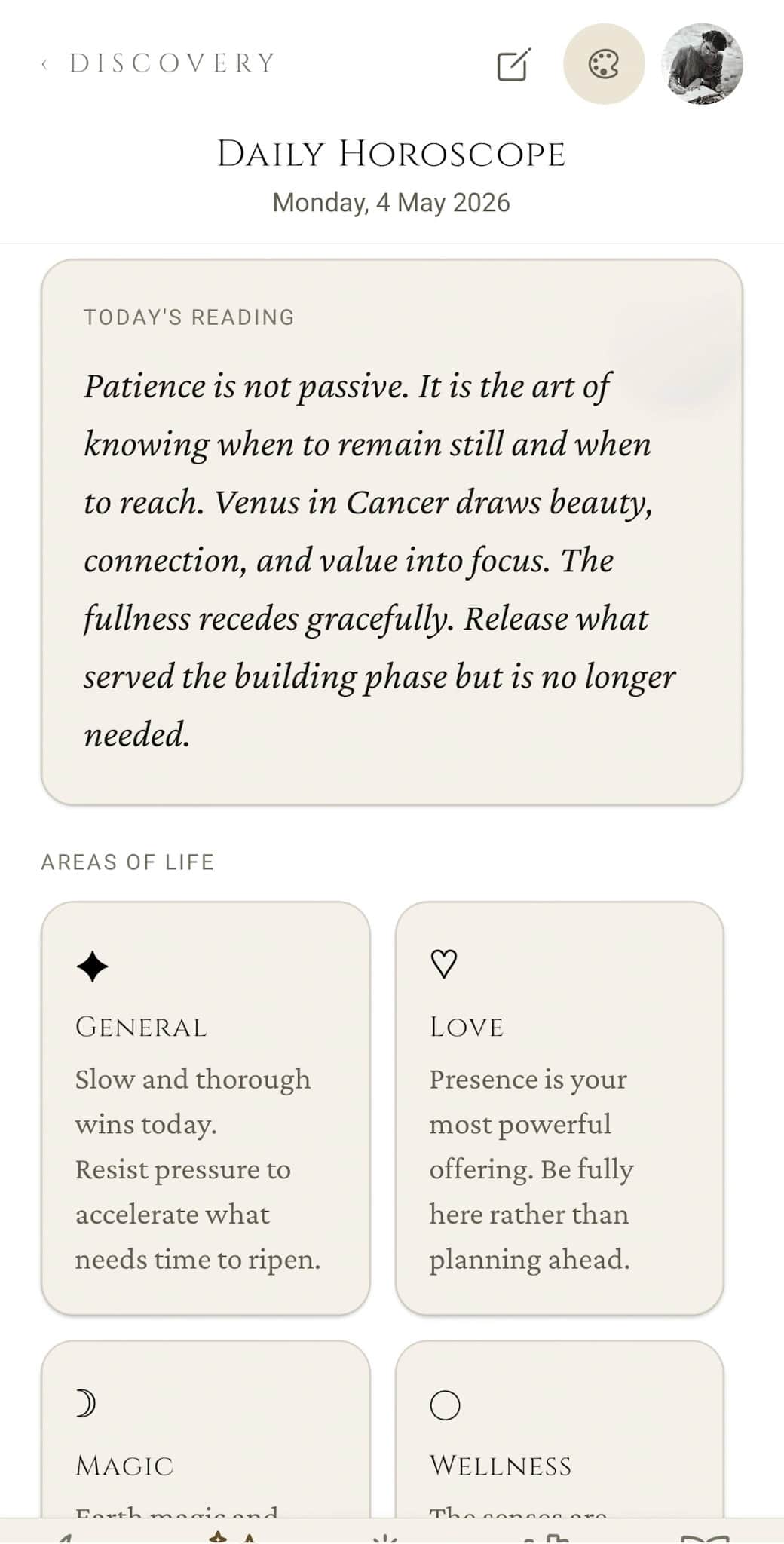 Daily horoscope reading: today's prose forecast with general and love guidance